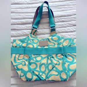 🏖️BEACH TOTE🏝️ Stylish Blue and Cream Tote Bag